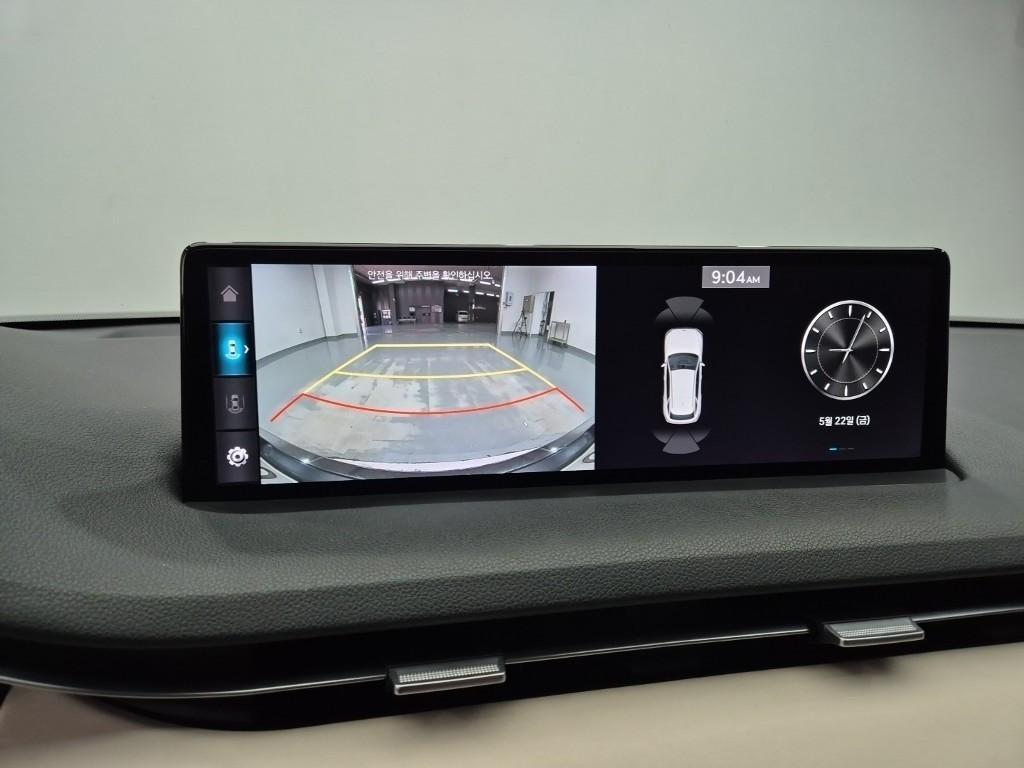 Genesis GV70 - Vista 11