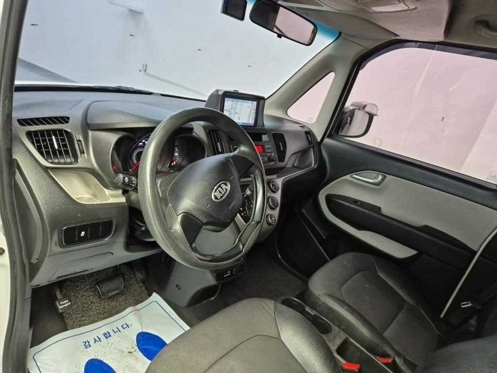 KIA Ray - Vista 7