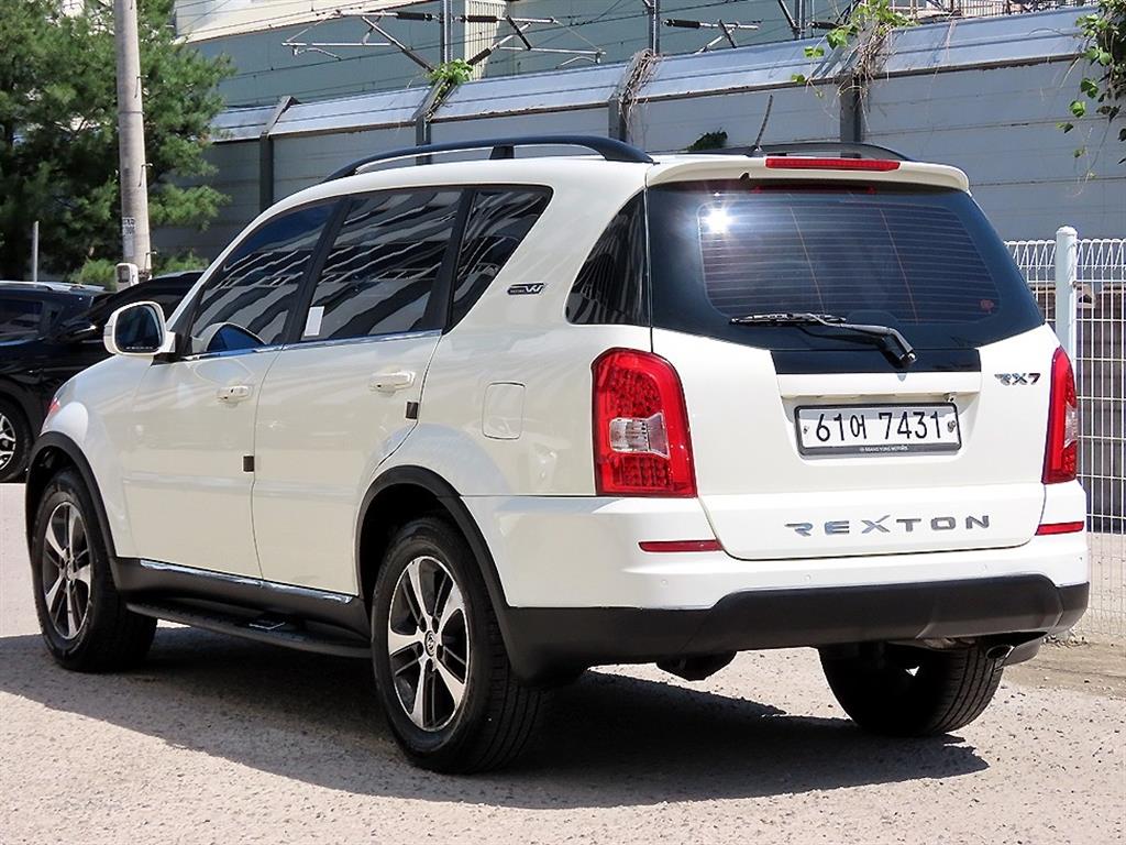 Ssangyong Rexton - Vista 3