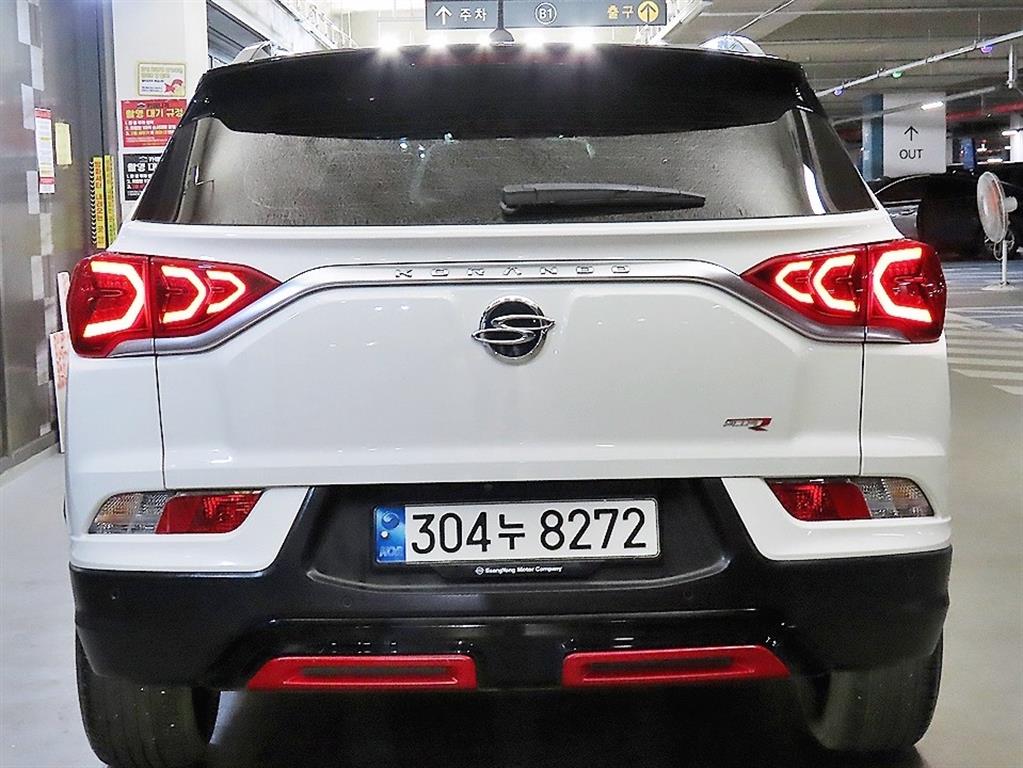 Ssangyong Korando - Vista 5