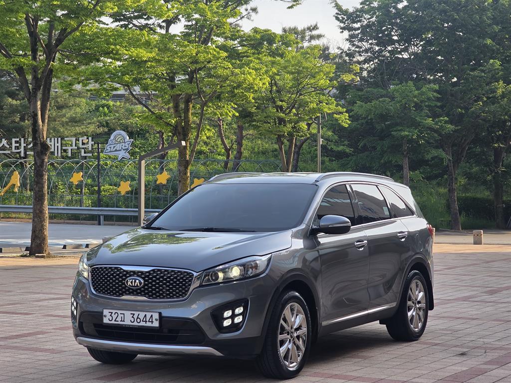 KIA Sorento - Vista 3