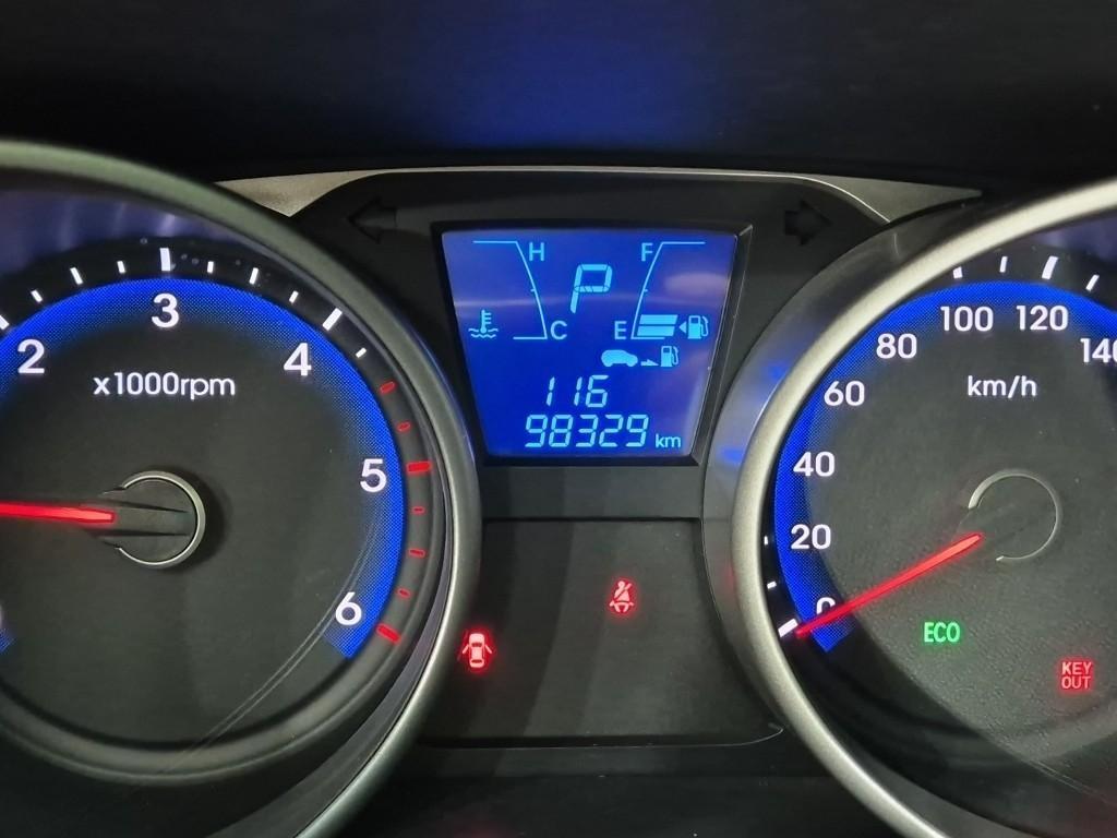 HYUNDAI Tucson 2014 Negro - Importación desde Corea - HF Imports Iquique - Foto 18