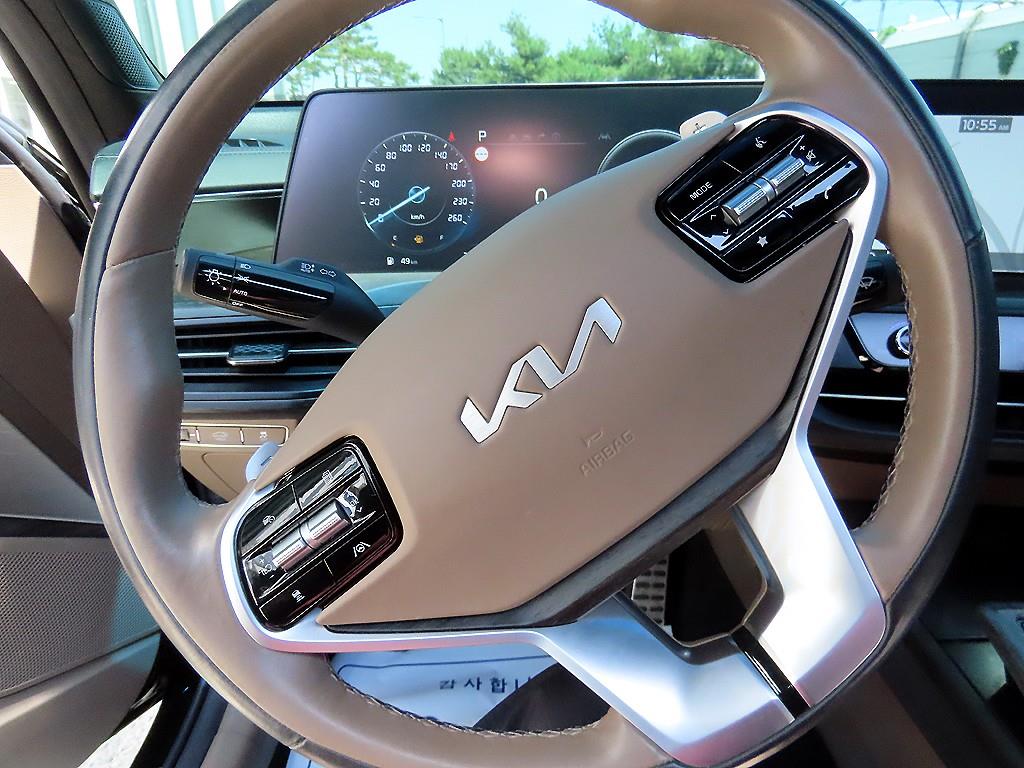 KIA K8 - Vista 8