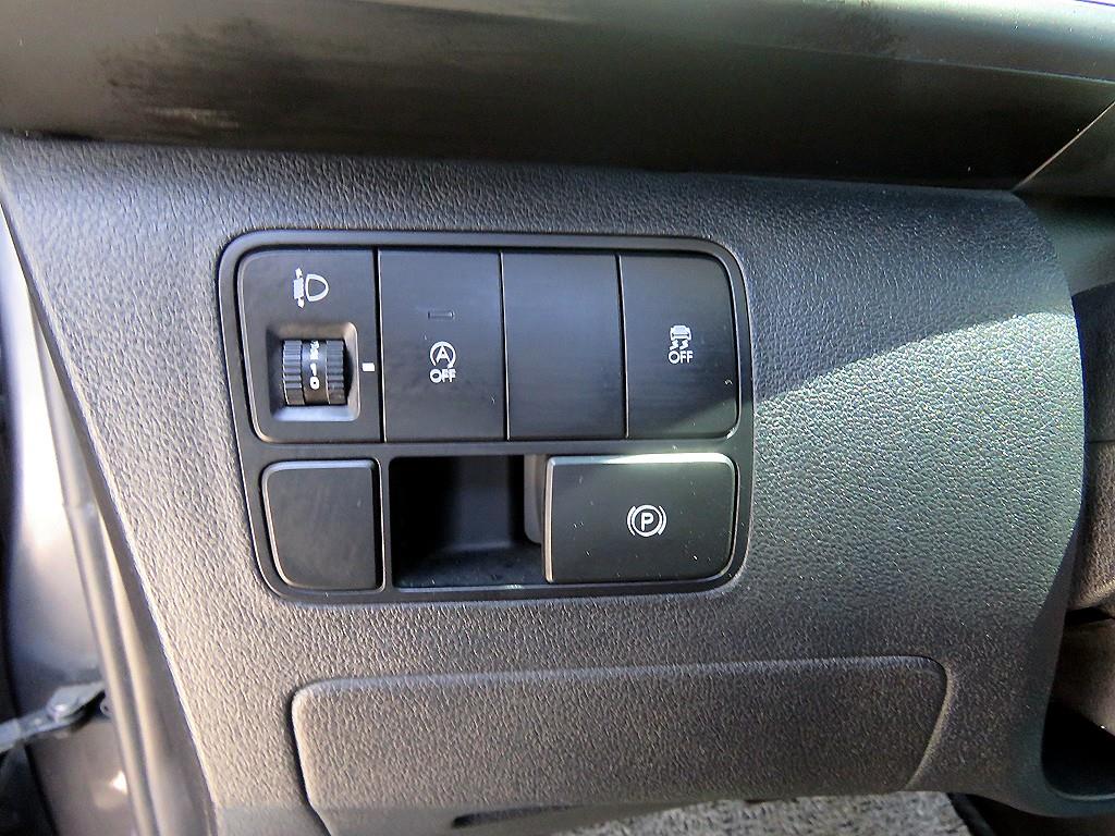 HYUNDAI Staria - Vista 10