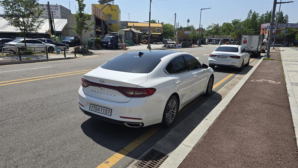 HYUNDAI Grandeur - Vista 3