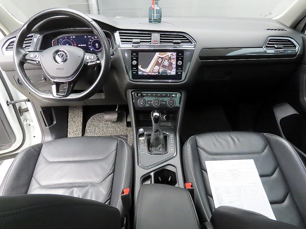 Volkswagen Tiguan - Vista 7