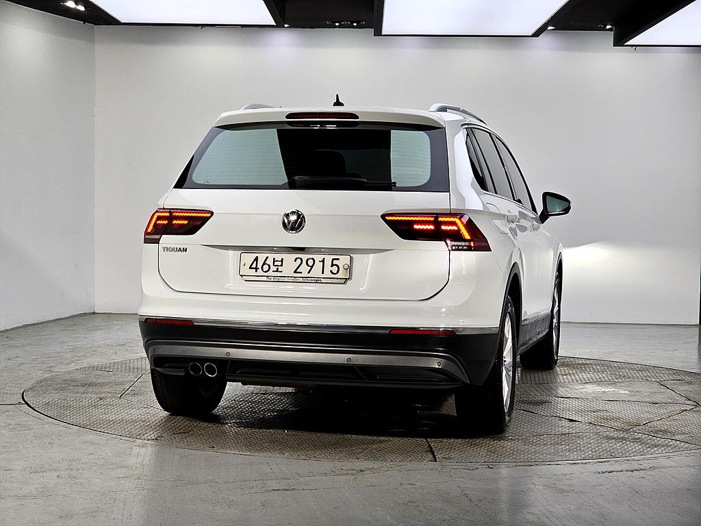 Volkswagen Tiguan - Vista 3