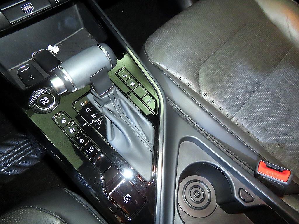 KIA Niro - Vista 12