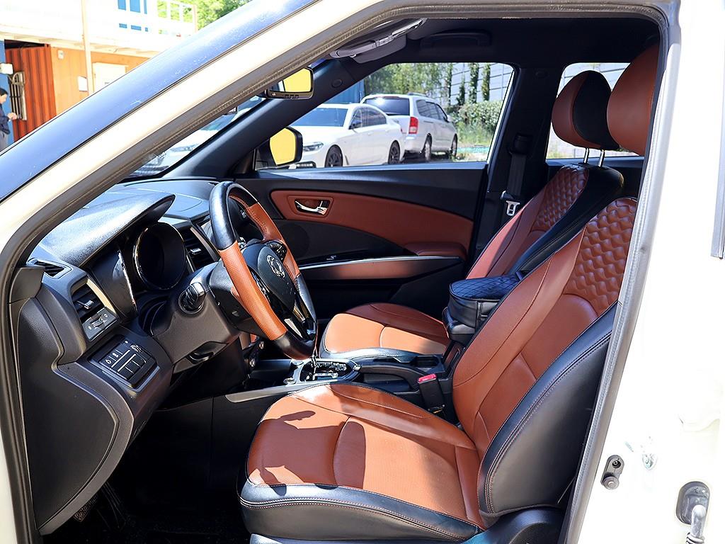 Ssangyong Tivoli 2018 Blanco - Importación desde Corea - HF Imports Iquique - Foto 12