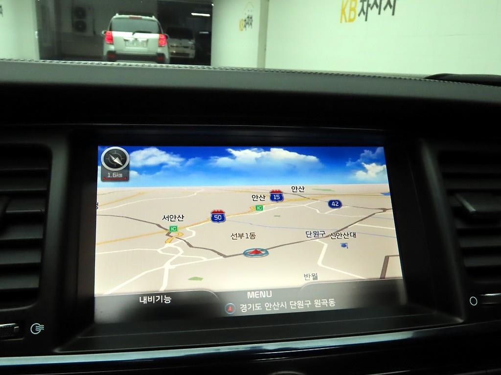 KIA K9 - Vista 8