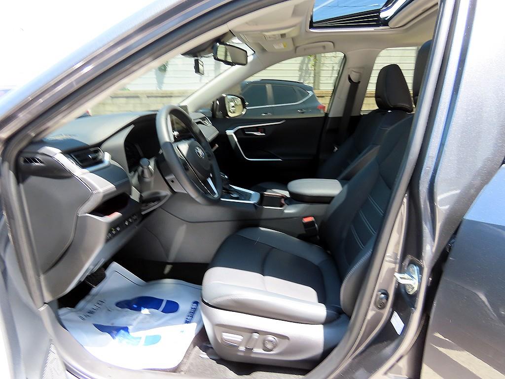 Toyota RAV4 - Vista 5