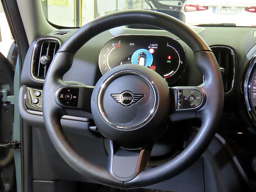 Mini Countryman - Vista 8