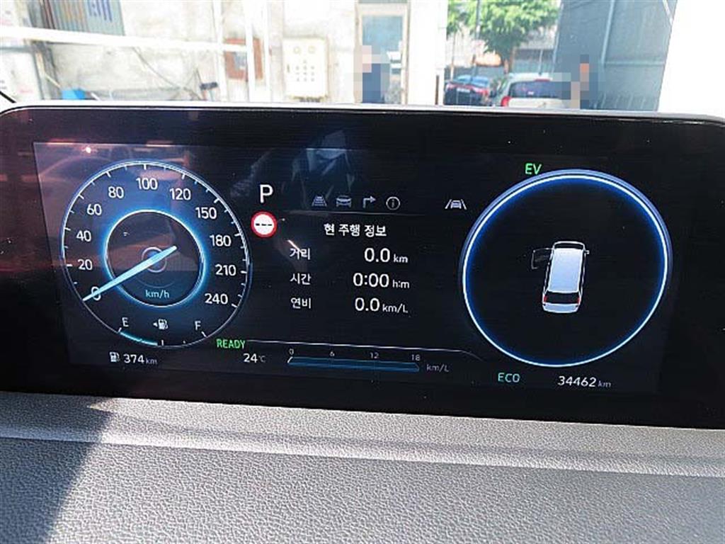 HYUNDAI Staria 2025 Blanco - Importación desde Corea - HF Imports Iquique - Foto 9