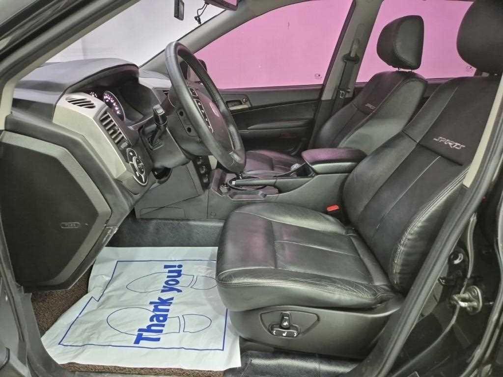 Ssangyong Korando - Vista 11