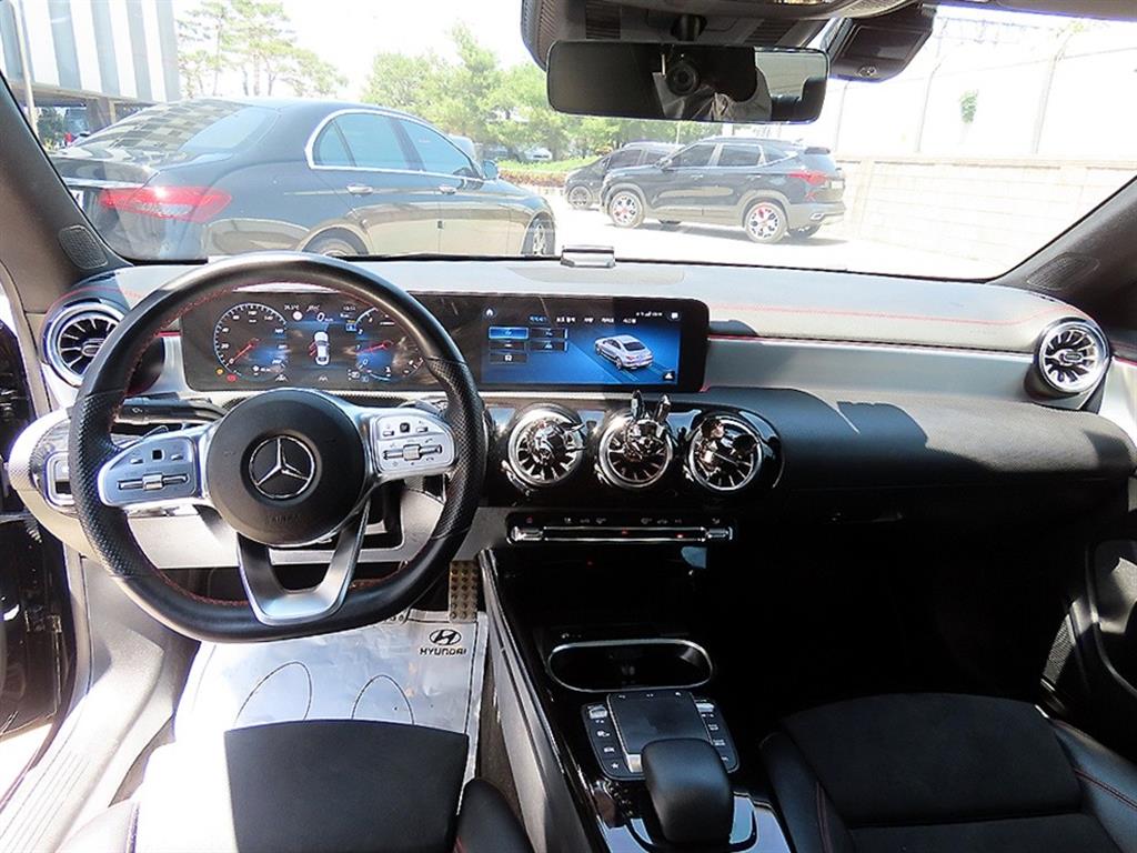 Mercedes Benz CLA Class - Vista 7
