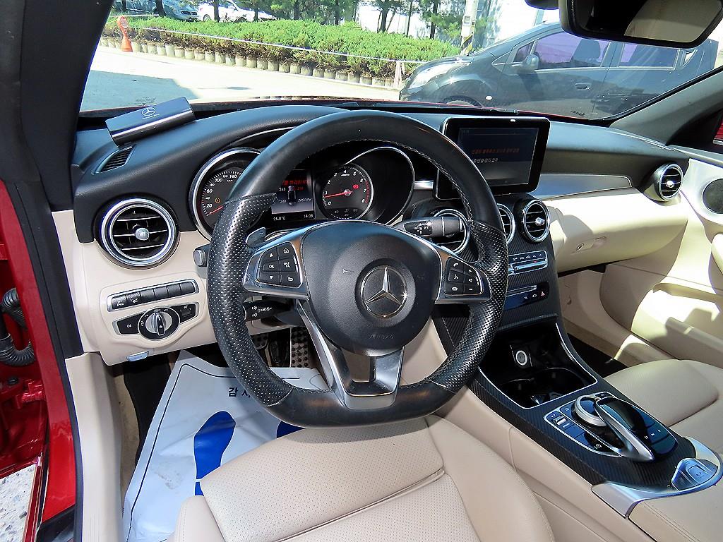 Mercedes Benz C Class - Vista 11