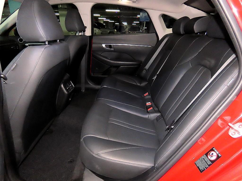 HYUNDAI Sonata - Vista 7