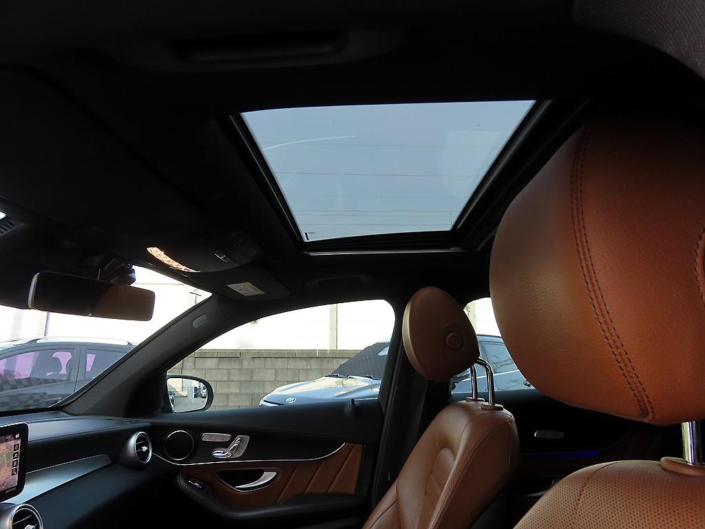 Mercedes Benz GLC Class 2022 Gris - Importación desde Corea - HF Imports Iquique - Foto 15