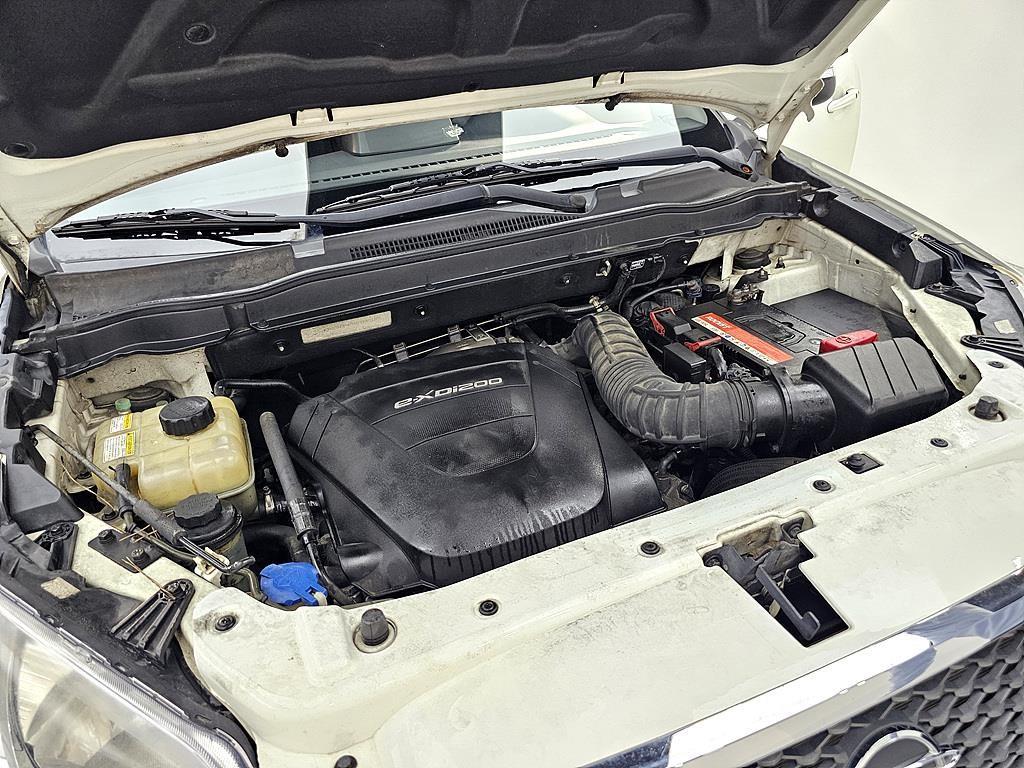 Ssangyong Korando - Vista 6