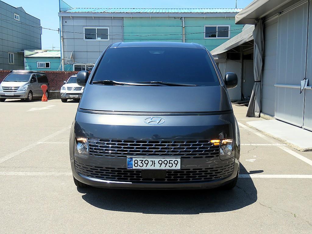 HYUNDAI Staria 2024 Gris - Importación desde Corea - HF Imports Iquique - Foto 1
