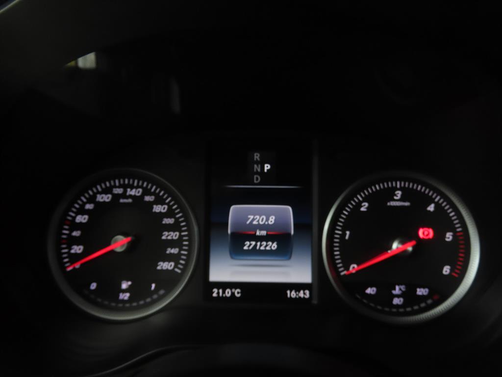 Mercedes Benz GLC Class - Vista 9