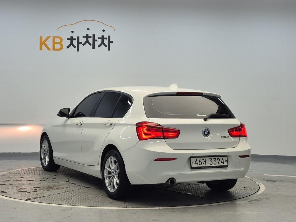 BMW 1 series - Vista 2