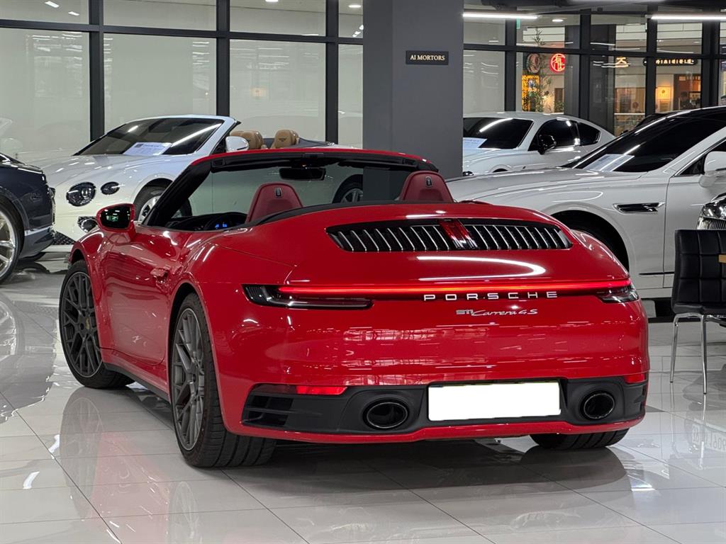 Porsche 911 - Vista 4
