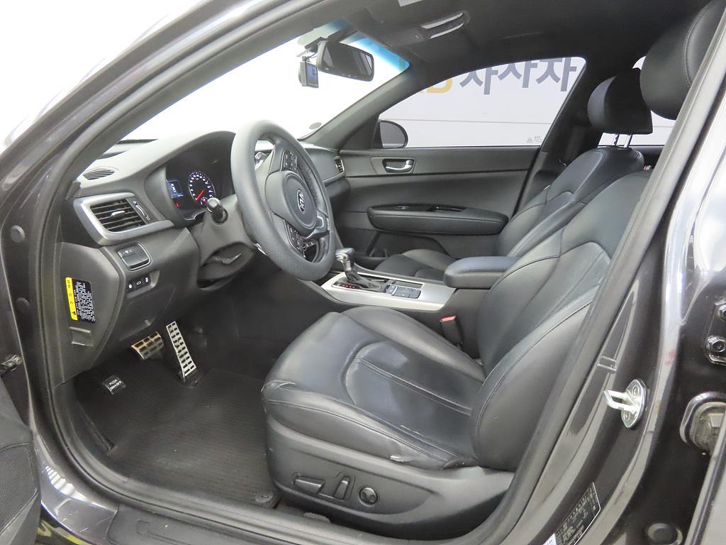 KIA K5 - Vista 5