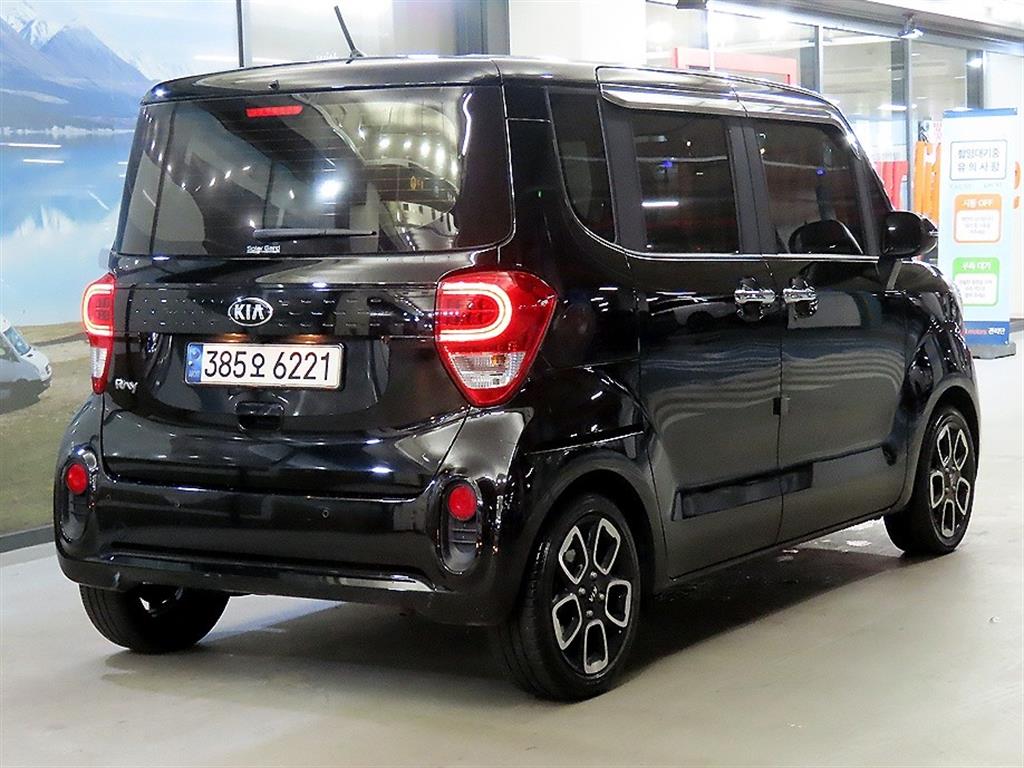 KIA Ray - Vista 4