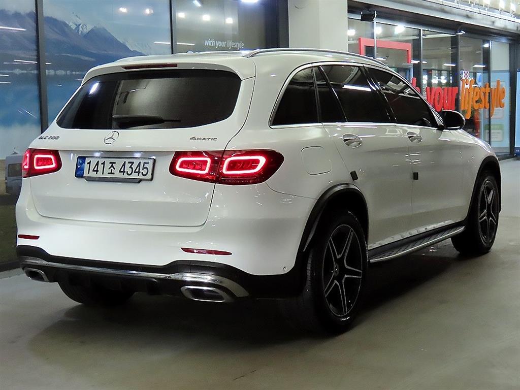 Mercedes Benz GLC Class - Vista 4