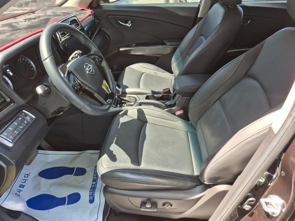 Ssangyong Tivoli - Vista 10