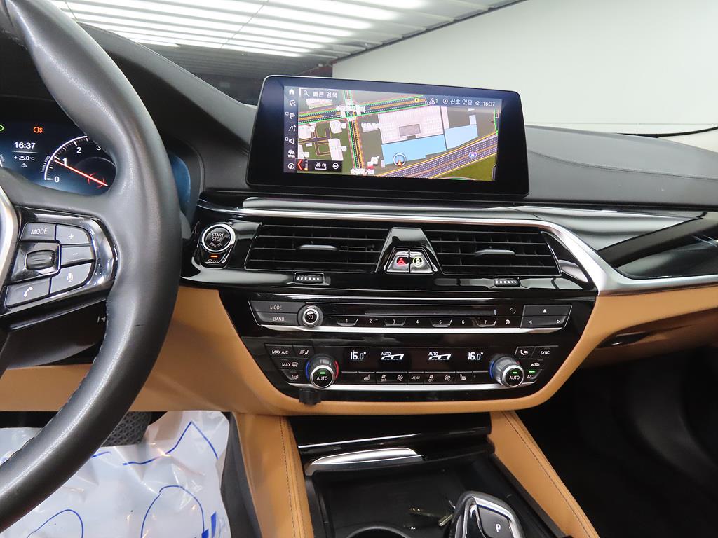 BMW 5 Series - Vista 10