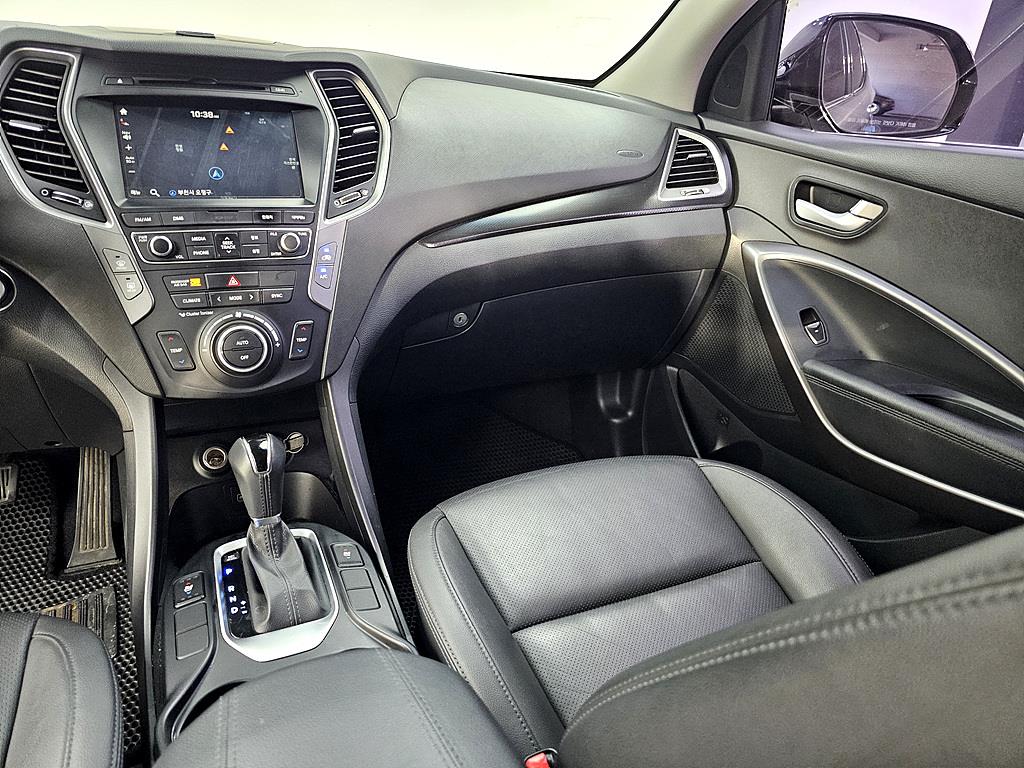 HYUNDAI Santa Fe - Vista 10
