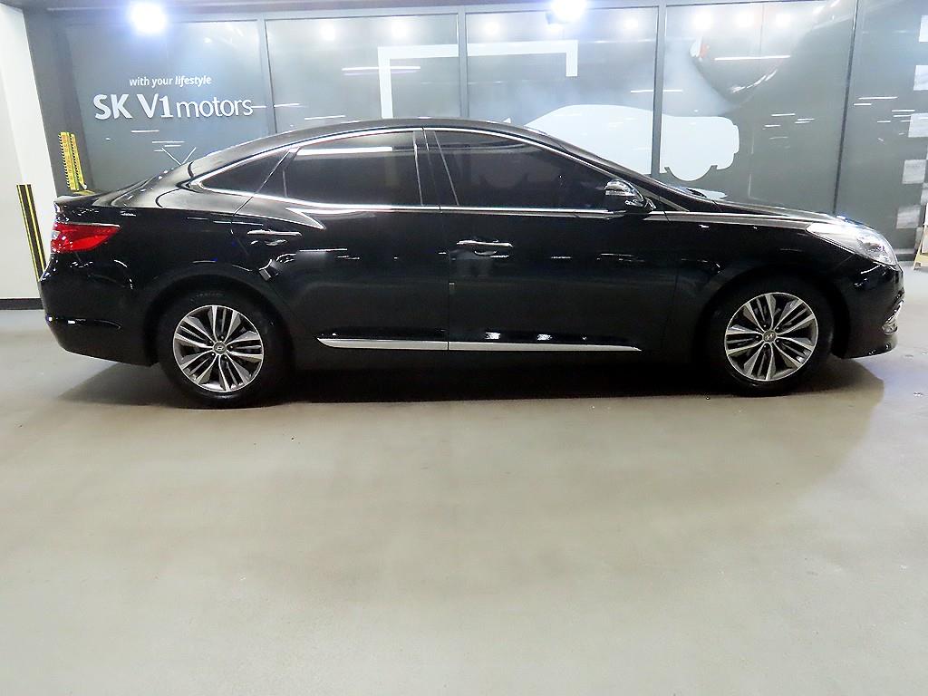 HYUNDAI Grandeur - Vista 3