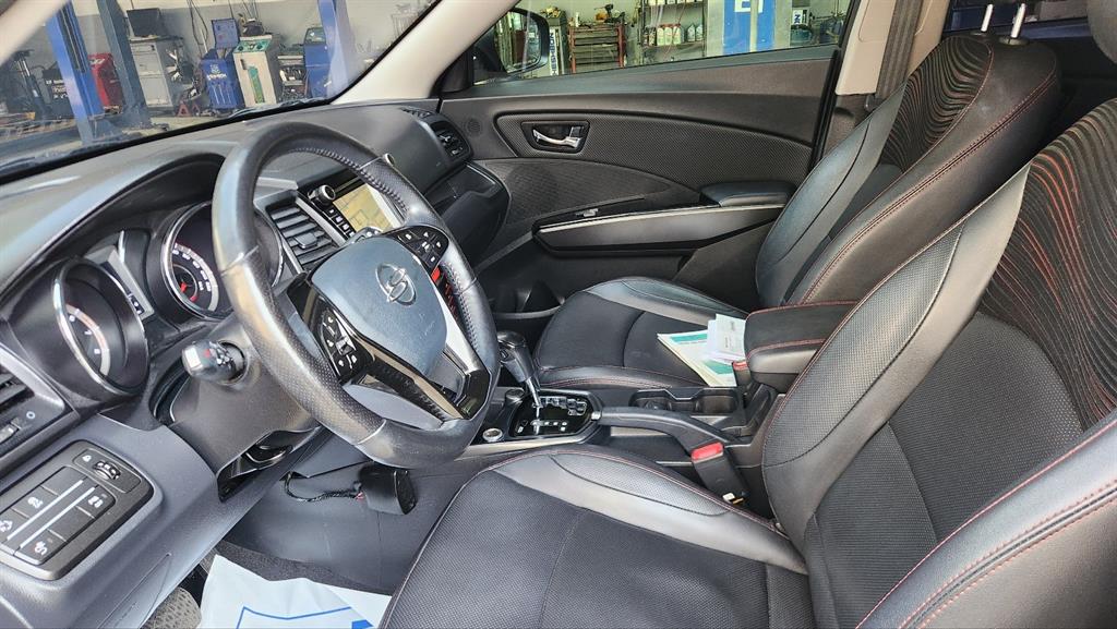 Ssangyong Tivoli 2018 Azul - Importación desde Corea - HF Imports Iquique - Foto 14
