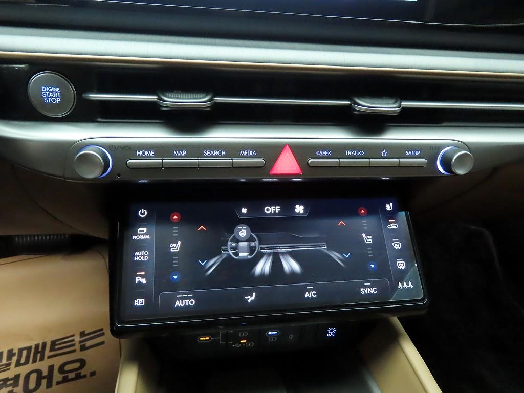 HYUNDAI Grandeur - Vista 9