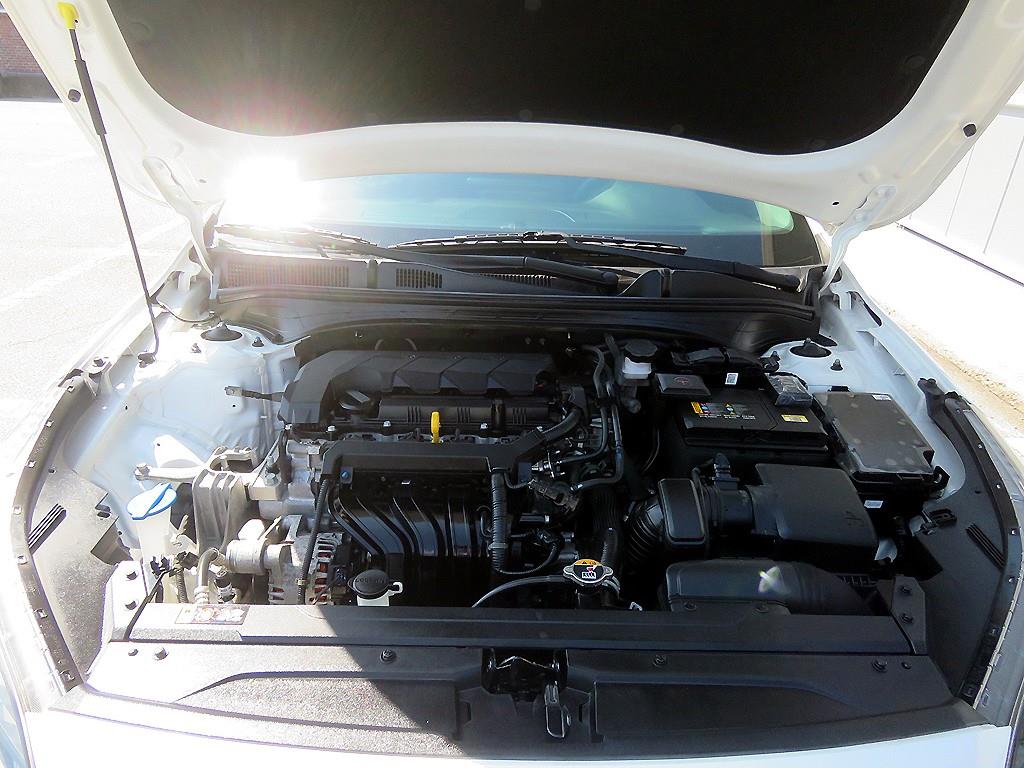 KIA K3 2022 Blanco - Importación desde Corea - HF Imports Iquique - Foto 17