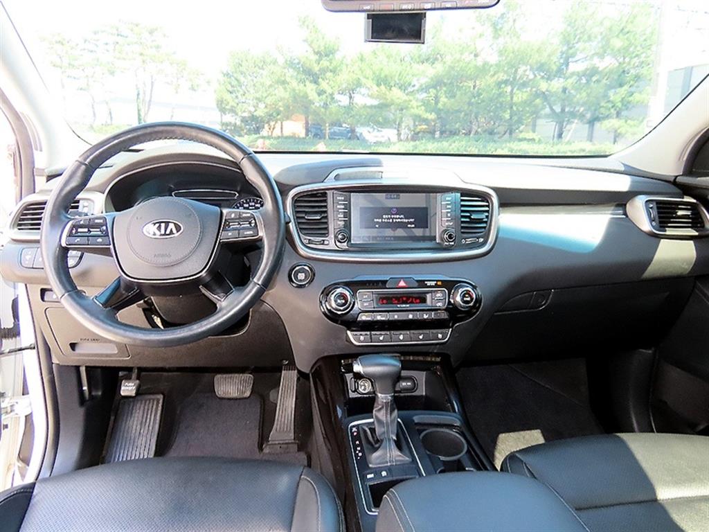 KIA Sorento - Vista 7