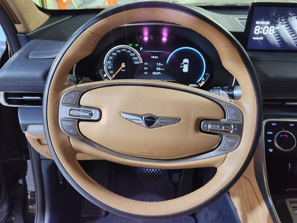 Genesis GV80 - Vista 8