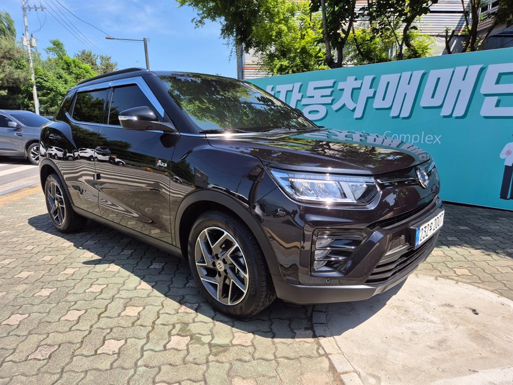 Ssangyong Tivoli - Vista 2
