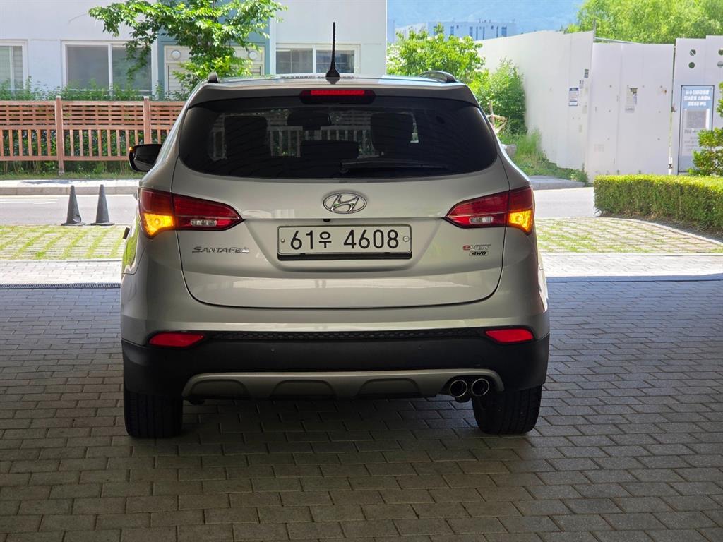 HYUNDAI Santa Fe - Vista 4