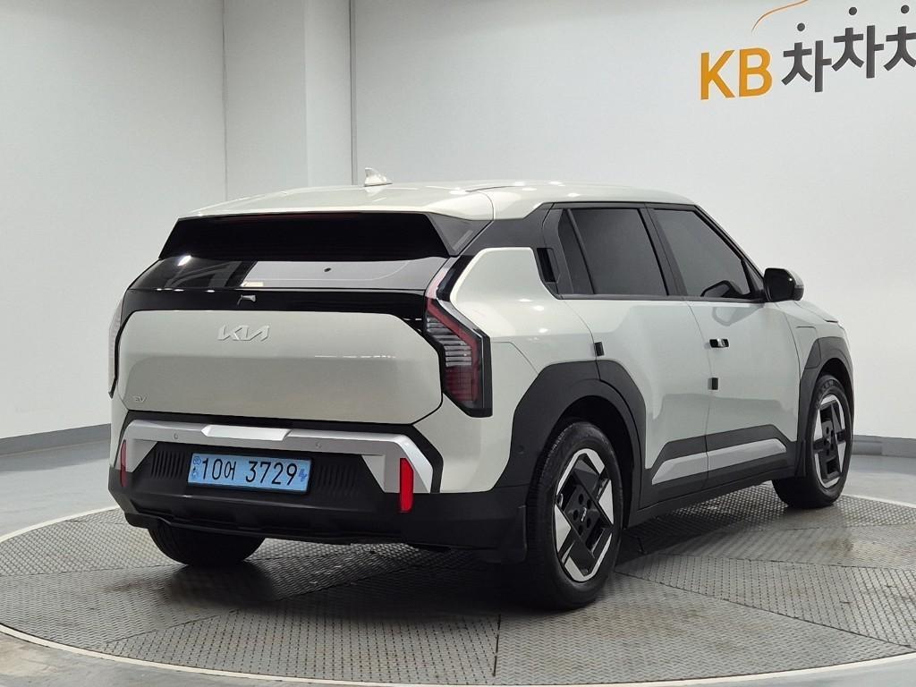 KIA EV3 - Vista 3