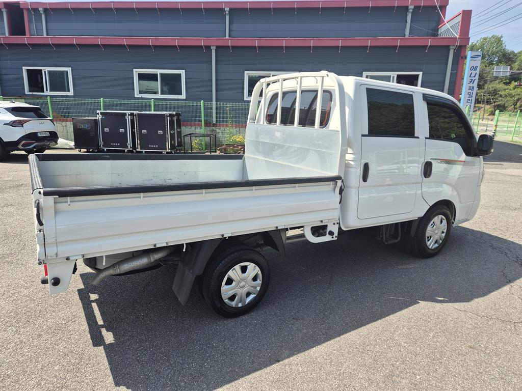 Small Truck Cargo (small) - Vista 4