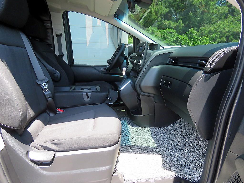 HYUNDAI Staria - Vista 8