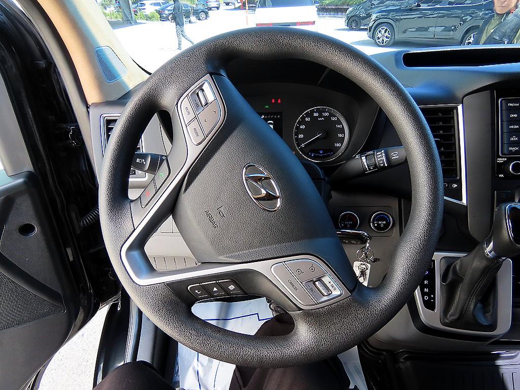 HYUNDAI Solati - Vista 9