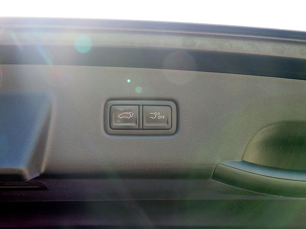 KIA Carnival - Vista 6
