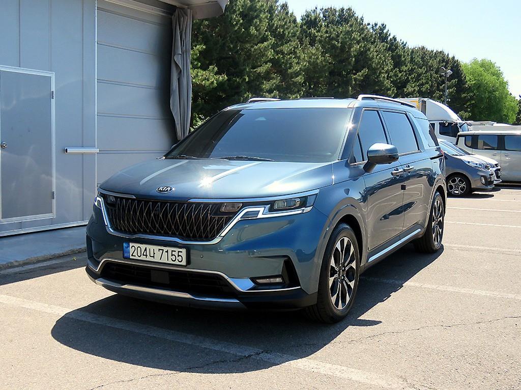 KIA Carnival - Vista 2