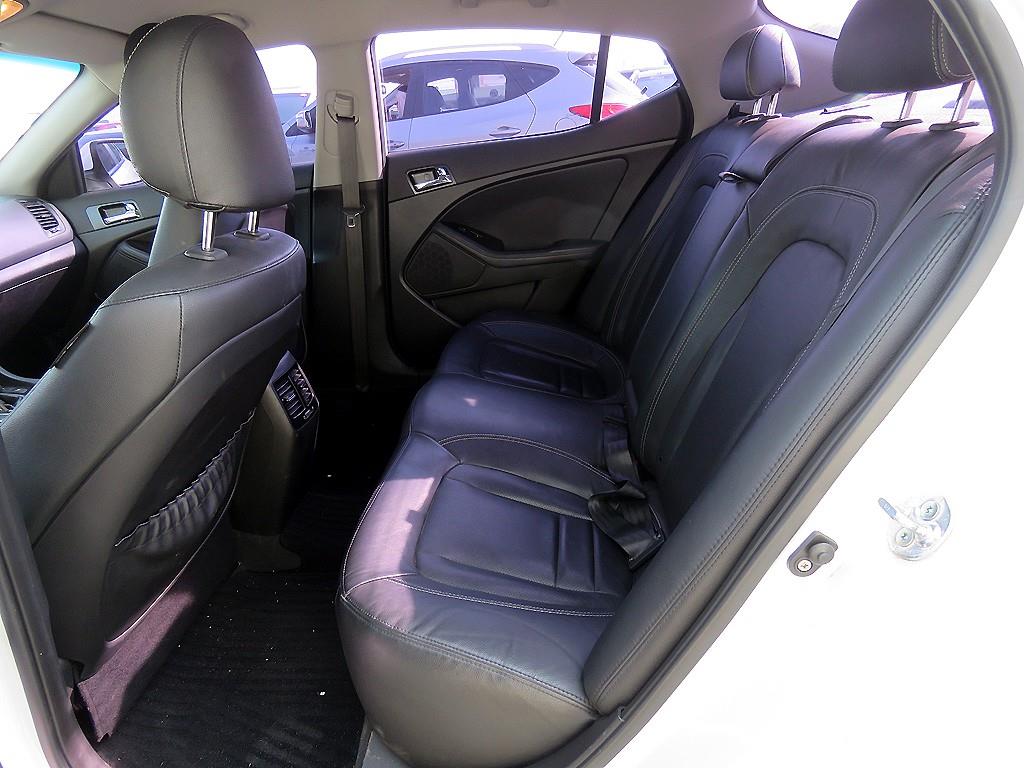 KIA K5 - Vista 6