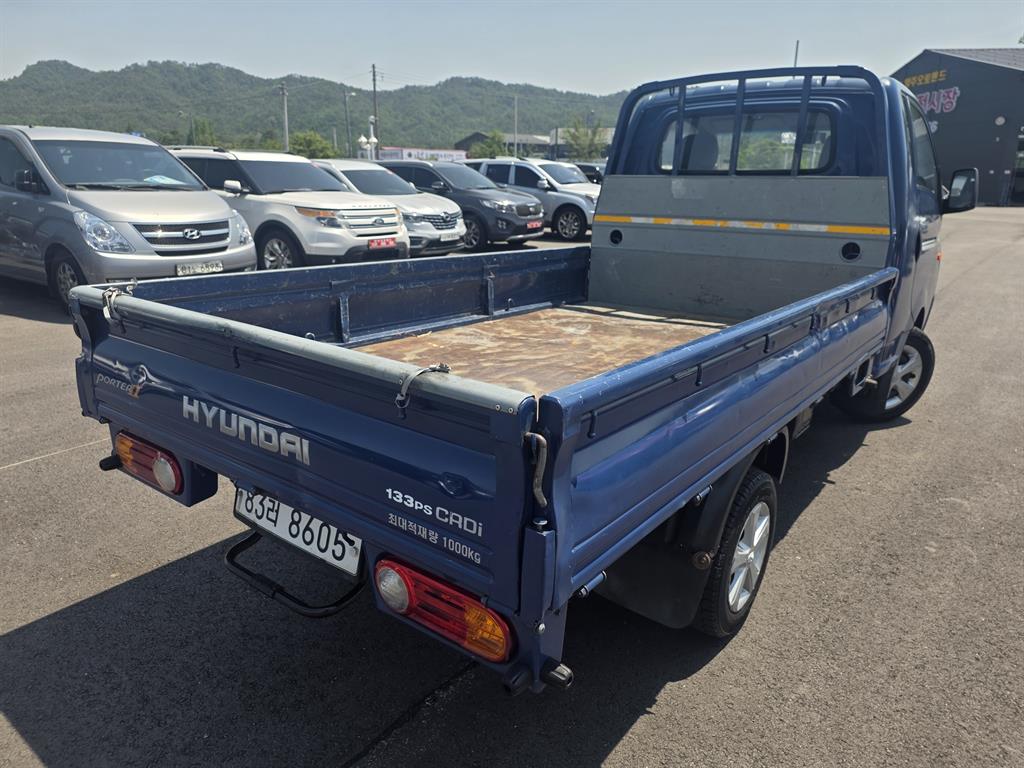 Small Truck Cargo (small) - Vista 2