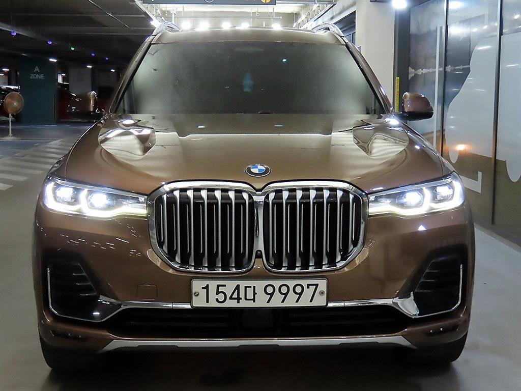 BMW X7 - Vista 2
